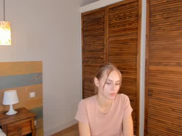 webcam girl kellanflowers live cam image #5319338