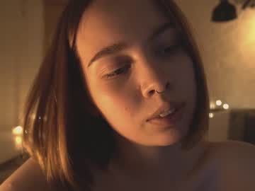webcam girl bibi_it_is live cam image #1618423