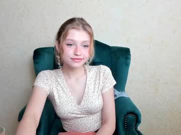 webcam girl melloparker live cam image #2898835