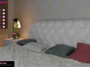 webcam girl ruby_lynx live cam image #2758199