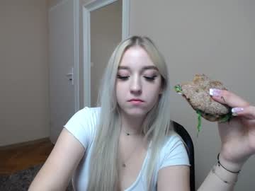 webcam girl silvia_leigh live cam image #229720