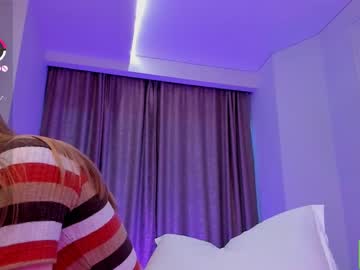 webcam girl lissa_meooow live cam image #6619668