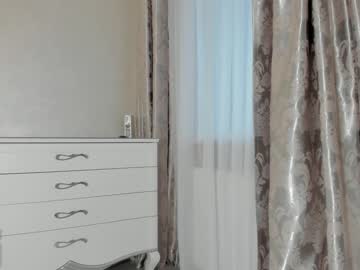 webcam girl sweety_rinushka_ live cam image #2600813