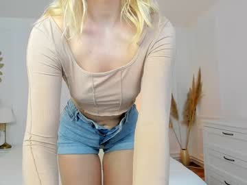 webcam girl rennatha21 live cam image #4068754