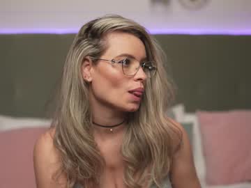 webcam girl brandywhite live cam image #3578669