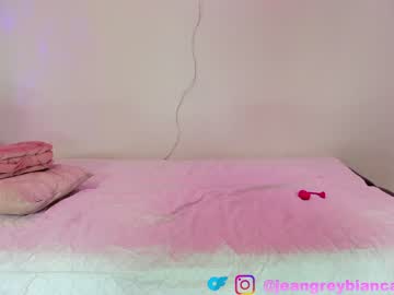 webcam girl jeangreybianca live cam image #4349388