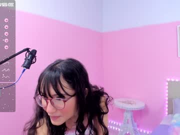 webcam girl little_effy18 live cam image #3218038
