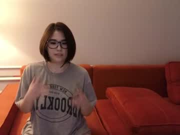 webcam girl kimi_kay live cam image #6990150