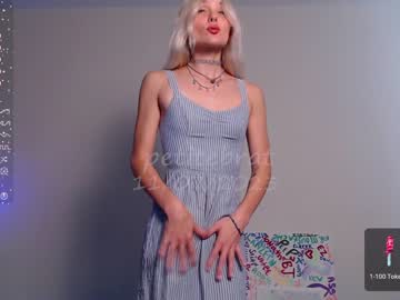 webcam girl petitebrat live cam image #5686930