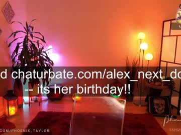 webcam girl phoenix_taylor live cam image #5640841