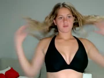 webcam girl beccafields live cam image #2504252