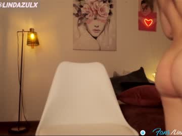 webcam girl lindabluee live cam image #4361613