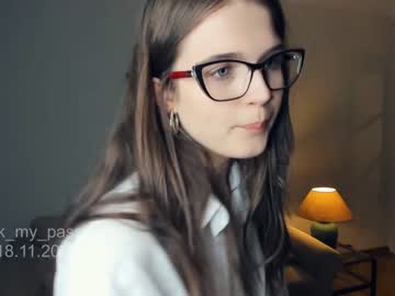 webcam girl look_my_passion live cam image #5767958
