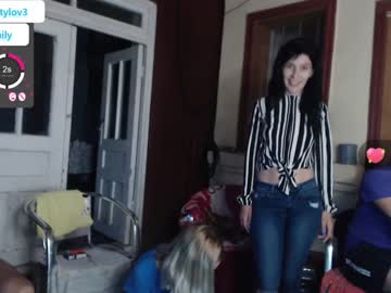 webcam couple danamily live cam image #2608147