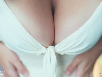 webcam girl katdreams live cam image #4889885