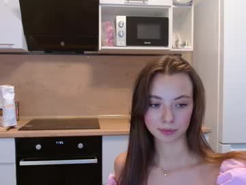 webcam girl goldy_grace live cam image #5154185