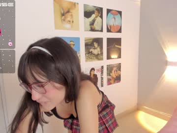 webcam girl little_effy18 live cam image #4484670