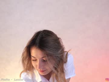webcam girl mariabecky live cam image #4954175