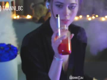 webcam girl taanni_bc live cam image #3658878