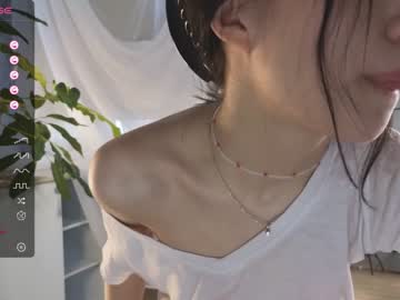 webcam girl susanhuynh live cam image #6711966