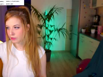 webcam girl juicyandthepussyblvd live cam image #1885204