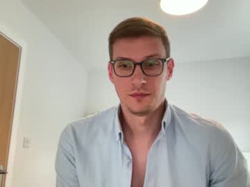 webcam man sixfteight live cam image #5153874