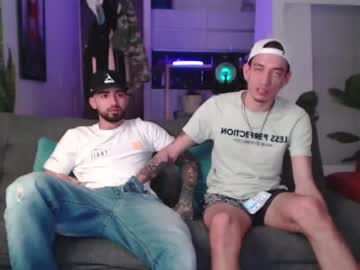 webcam man fratguysonline live cam image #2582151