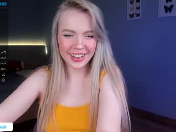 webcam girl bon_bon0 live cam image #3480712
