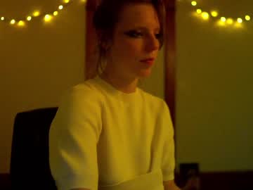 webcam girl crimsonxrapture live cam image #2214983
