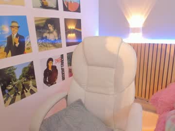 webcam girl little_effy18 live cam image #5307196