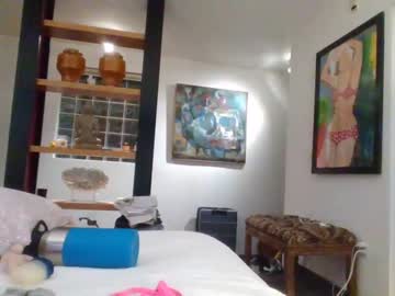webcam girl bellaryderr live cam image #3544247