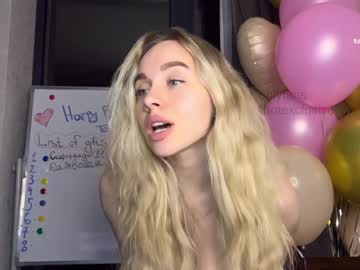 webcam girl tatti_1 live cam image #5120726