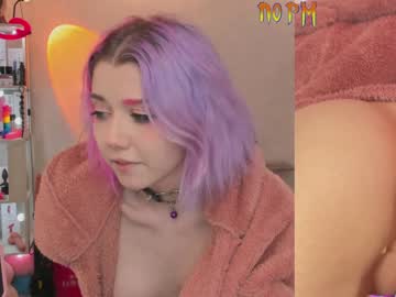 webcam girl _biscuitty live cam image #2668021