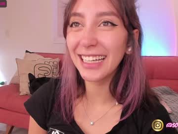 webcam girl maxinegh_ live cam image #2451586