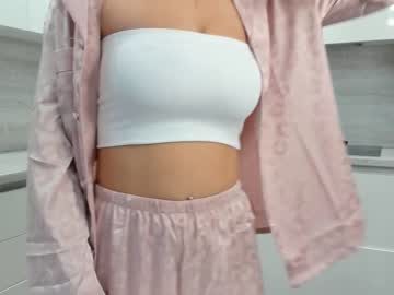 webcam girl brittcubitt live cam image #6459149
