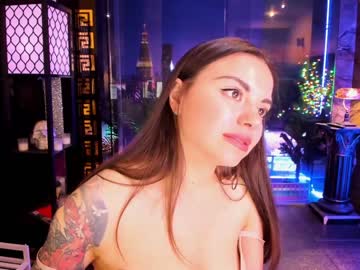webcam girl alma_pearl live cam image #3930487