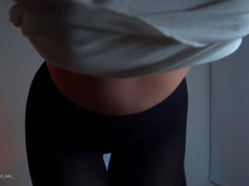 webcam girl flirty_things live cam image #479295