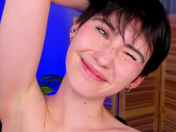 webcam girl helenblash live cam image #3870435