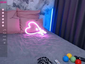 webcam girl julia_sweetiest_passion live cam image #5498097