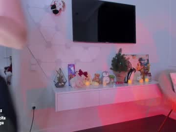 webcam girl sweety_rinushka_ live cam image #697032