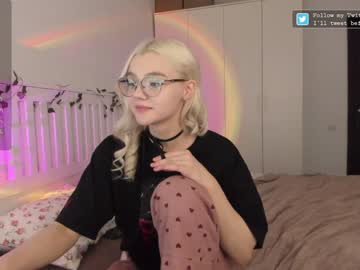webcam girl allotropp live cam image #6305624