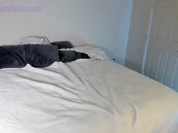 webcam girl daisydeville live cam image #3218831