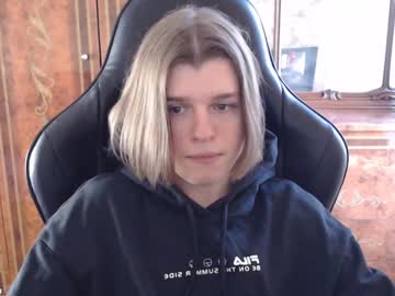 webcam man maxplay18 live cam image #7086675