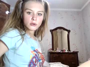 webcam couple ellie_mcqueen live cam image #1925175