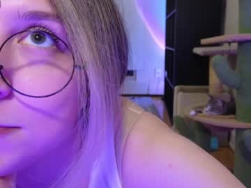 webcam girl alexa_dream live cam image #6739132