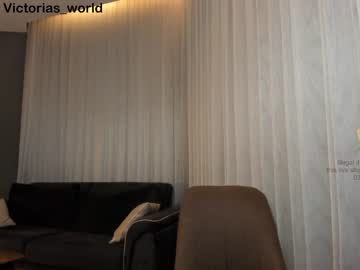 webcam girl victorias_world live cam image #2407707