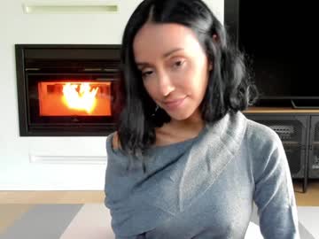 webcam girl miiiawallace live cam image #2811986
