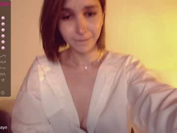 webcam girl maye_maye live cam image #139896