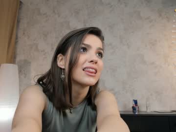 webcam couple emiliacourtney live cam image #5644934