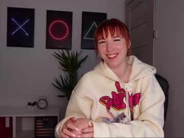 webcam girl agelina_summer live cam image #4768191